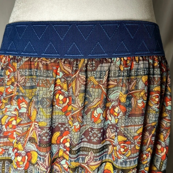 NWT floral Lularoe Lola midi skirt size 2xl - Picture 2 of 3
